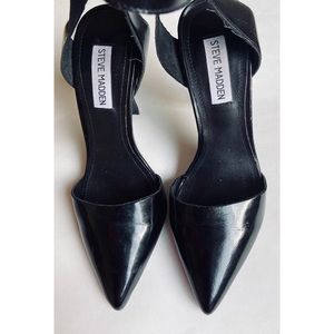 Steve Madden ( Valentino-esqué ) Pointed Heel